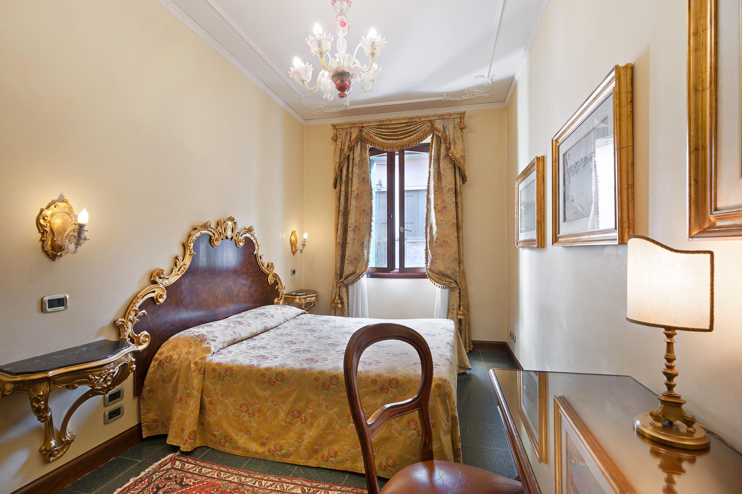 Hotel San Cassiano Ca'Favretto Venice Room photo