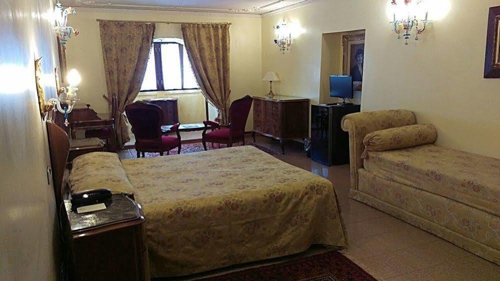 Hotel San Cassiano Ca'Favretto Venice Exterior photo
